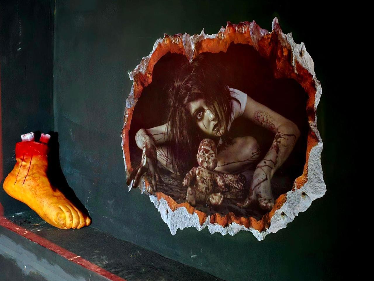 Scary Hostel Tbilisi Bagian luar foto